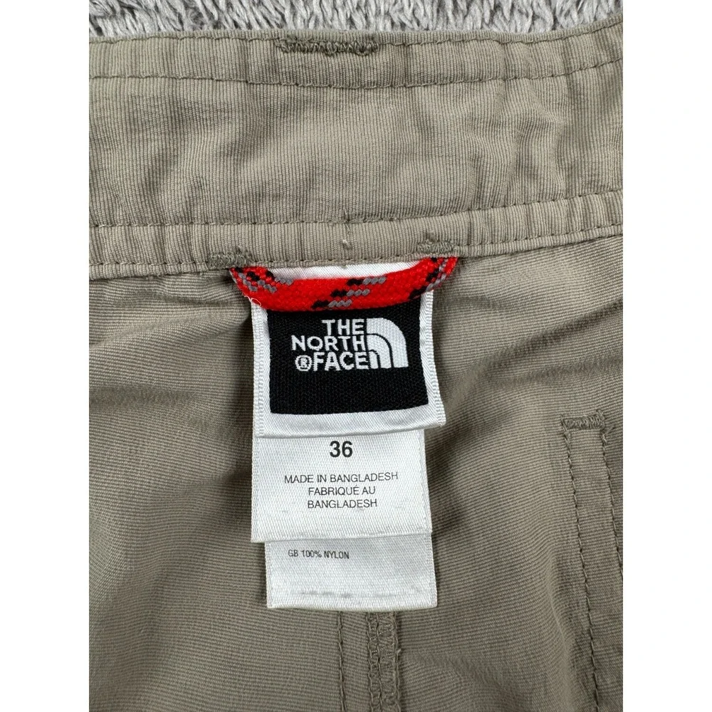 The North Face Men's Cargo Shorts Size 36 Khaki Nylon Hiking Outdoor